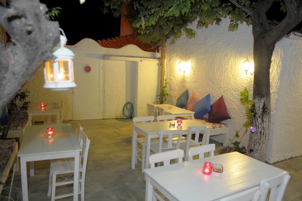 Alacati Alanur Otel Экстерьер фото