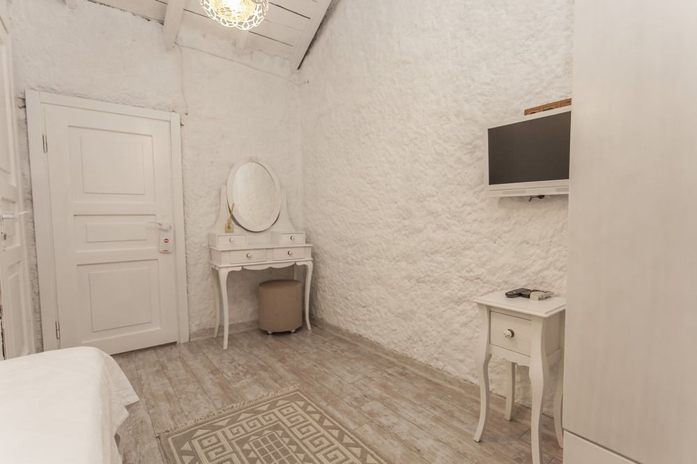 Alacati Alanur Otel Экстерьер фото